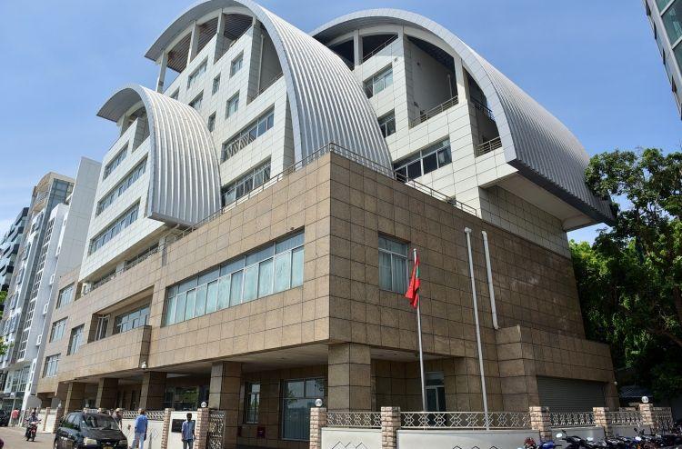 ހަނގުރާމަ ހުއްޓާލުމުގެ ވަގުތީ އެއްބަސްވުމެއްގައި ސޮއިކުރެއްވުމާ ގުޅިގެން، ދިވެހި ސަރުކާރުން މަރުޙަބާ ވިދާޅުވެއްޖެ