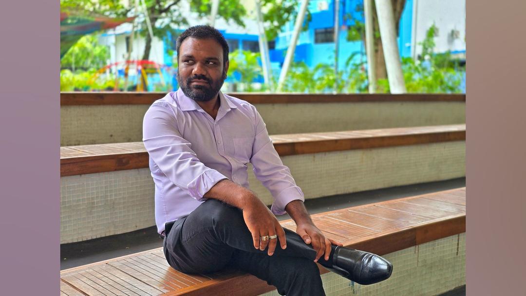 ދިވެހިޗެނަލަށް 5 އަހަރު - ފަޒްލޫން: ނޫސްވެރިކަމުގެ ބުރަ އިހުސާސްވާނީ ނޫސްވެރިކަމުގެ ލެންސުން ބެލީމަ