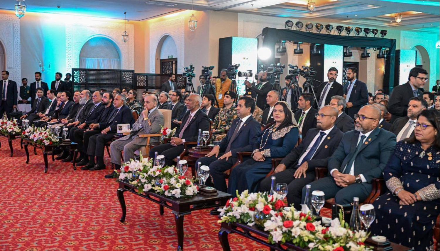 ޕާކިސްތާނުގައި މިއަދު ބޭއްވި ބިޒްނަސް ފޯރަމްގައި ދެ ގައުމުގެ އިސްވެރިން ބައިވެރިވެވަޑައިގަންނަވަނީ - ފޮޓޯ/ރައީސް އޮފީސް